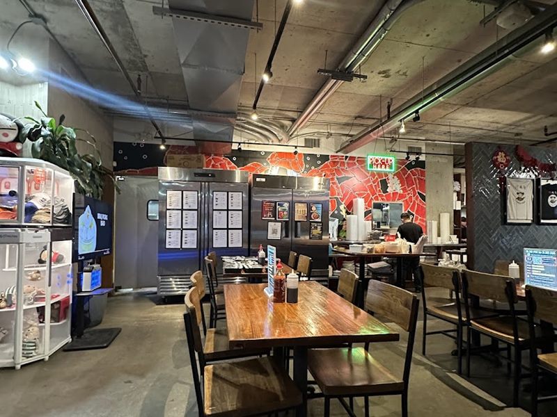 Spicy Girl interior